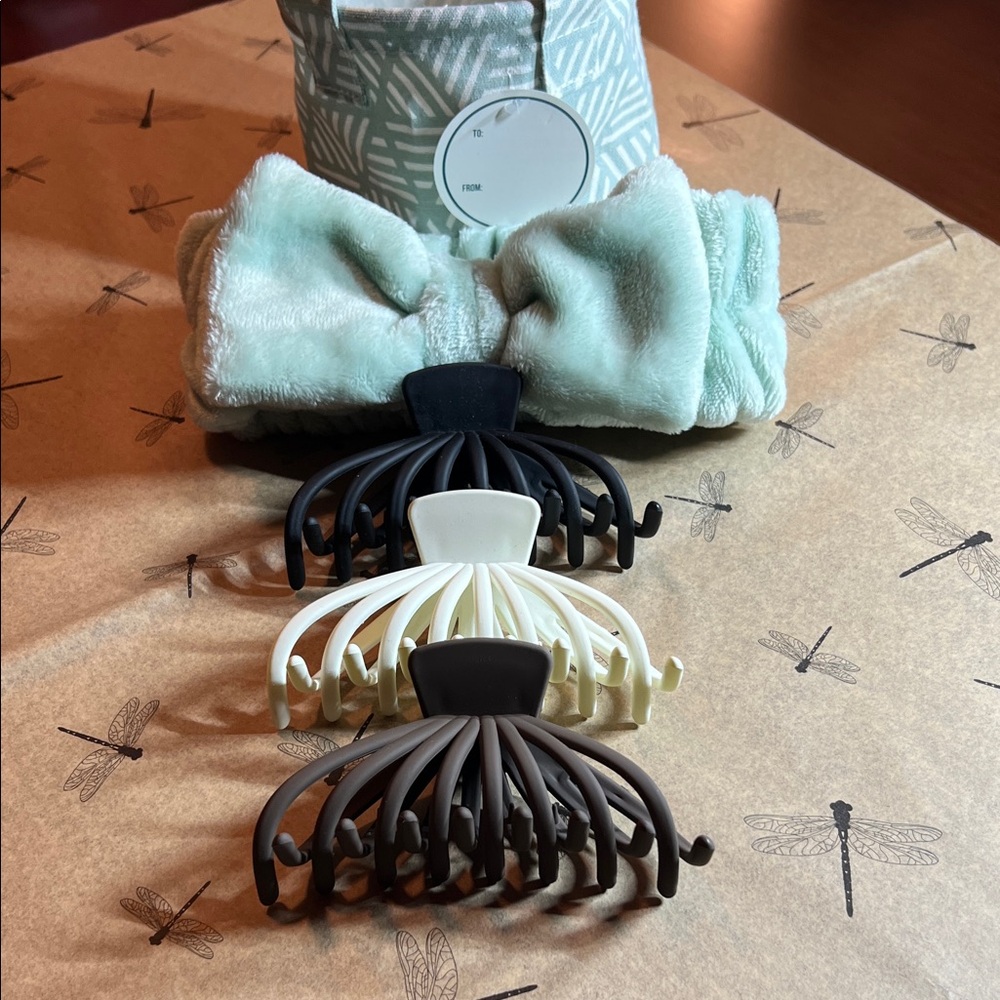 Set of Hair Clips and Headband in Black, Cream, and Brown